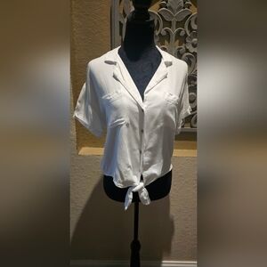 Hollister Crop White Button Up Two Pocket Camp Small With Tie Front Shirt